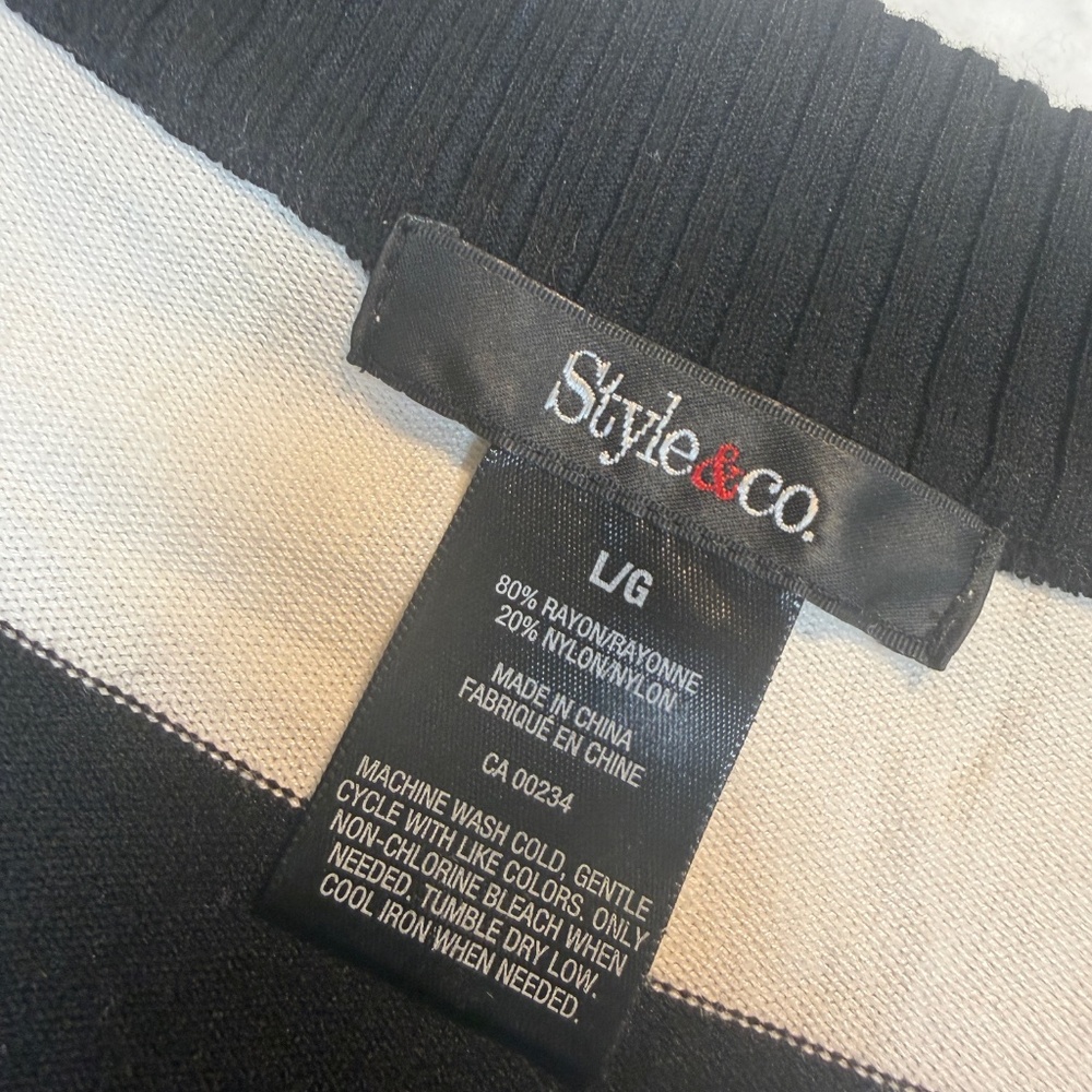 Style & Co Sweater Womens Size Large Black White Striped V-Neck Rayon Preppy - Picture 2 of 6